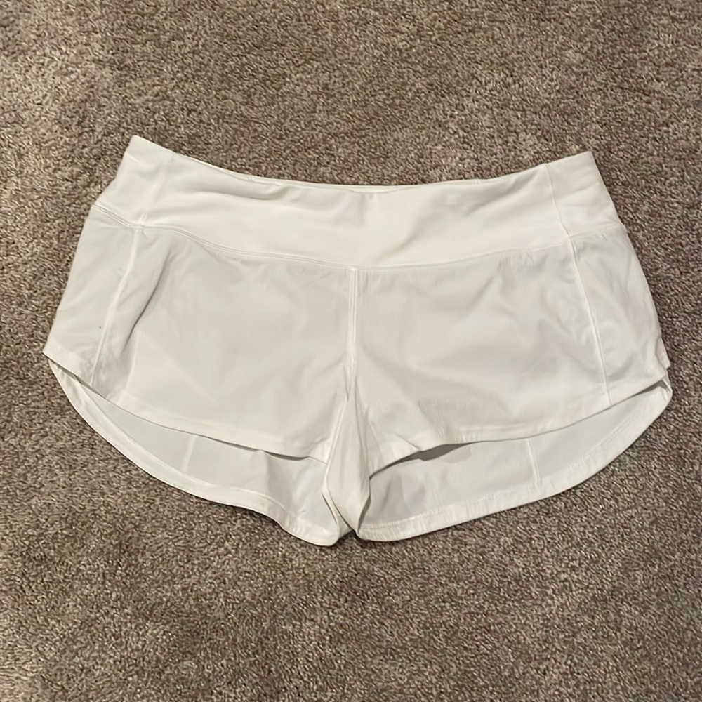 Lululemon speed up shorts 2.5 in